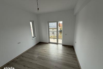 Casă cu 4 camere cu Teren 300 Mp în Bucium - 2