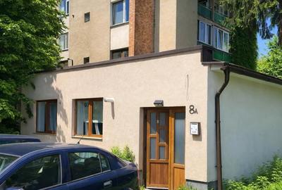 Spațiu comercial, de 90 mp, în Semicentral - 1