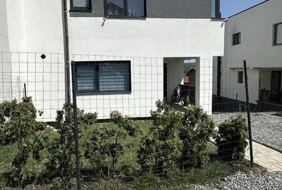 Casă cu 4 camere cu Teren 305 Mp în Florești - 2