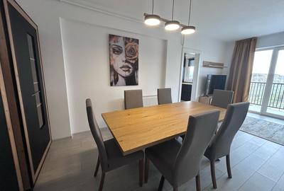 Apartament cu 3 camere decomandat, mobilat în Triaj