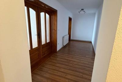 Casă cu 3 camere cu Teren 50 Mp în Moșnița Nouă - 6