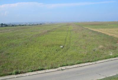 Teren Construcții intravilan de 3324 mp, în Nord - 2
