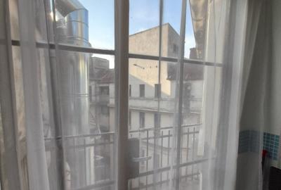 Inchiriere garsoniera amenajata vintage, zona ultracentrala - 3