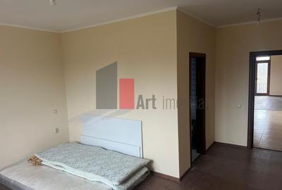 Casă individuală cu 3 camere cu Canalizare în Copăceni - 3