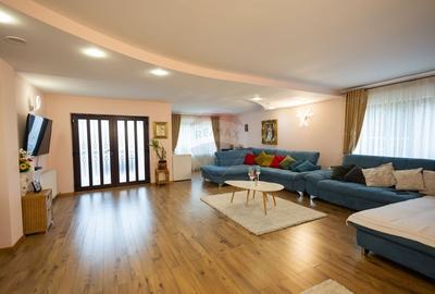 Proprietate speciala de 340mp de vanzare - 36