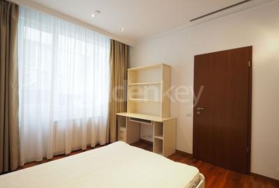 Apartament spatios cu 4 camere | mobilat | vedere libera | 2 garaje - 15