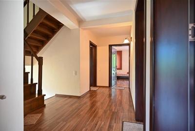 FILM!Refugiu elegant,cadru natural rar, vecinatati discrete,1.700 mp domeniu ver - 22