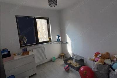 Apartament cu 4 camere semidecomandat în Berceni - 2