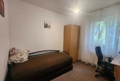 Apartament cu 2 camere decomandat, mobilat în Podul de Piatră - 3