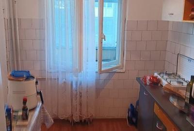 Apartament cu 3 camere în Decebal - 4
