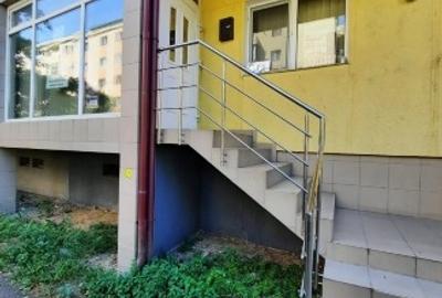 Proprietar,vand spațiu birou/cabinet medical central, (Str. Moldovei 17), 73mp