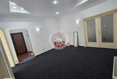 Apartament cu 4 camere semidecomandat în Calea Victoriei
