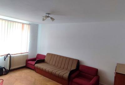 Apartament cu 3 camere decomandat în Dărmănești - 3