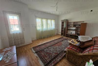 Vila spatioasa 6camere+garaj in centru Bolintin-Deal Vila spatioasa 6camere+garaj in centru Bolintin-Deal - 4