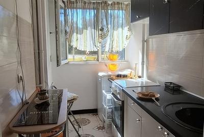 Kogalniceanu, langa Petrom, preferabil studentii, pret negociabil Kogalniceanu, langa Petrom, preferabil studentii, pret negociabil - 12