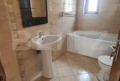 De inchiriat Casa individuala 1 , parcare, curte 300m, strazii Mihai Romanul - 14