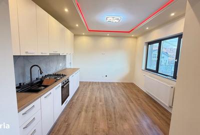 Casă cu 4 camere cu Teren 1000 Mp în Exterior Vest - 2