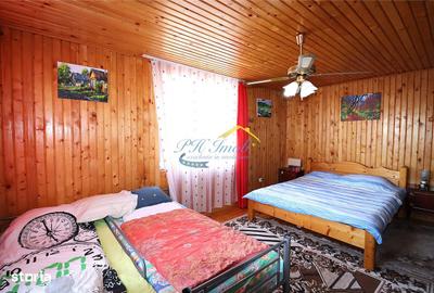 Casă cu 7 camere cu Teren 1969 Mp în Central - 20