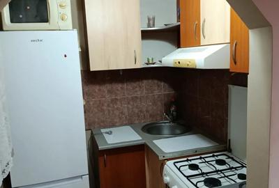 Inchiriez garsoniera zona Ovidiu - 3