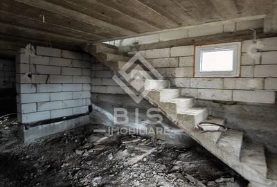 Casă individuală cu 4 camere cu Canalizare în Exterior Est - 19