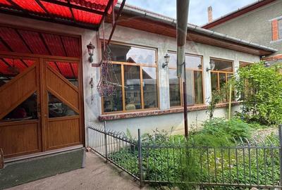 Casa cu 10 camere - ideala pentru pensiune, gradinita sau pt. locuit - 36
