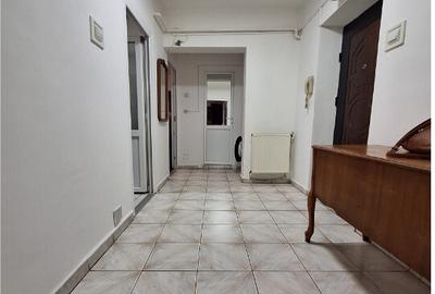 Cel mai cautat etaj, 2 camere, decomandat, zona Banca Na?ionala!CE13 - 4