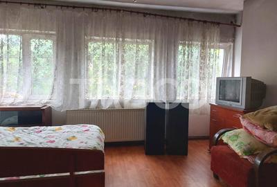 Apartament spatios la casa 82 mp 2 camere strada Livezii Cisnadie - 5