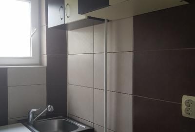 Apartament cu 2 camere semidecomandat în Unirii Sud - 3