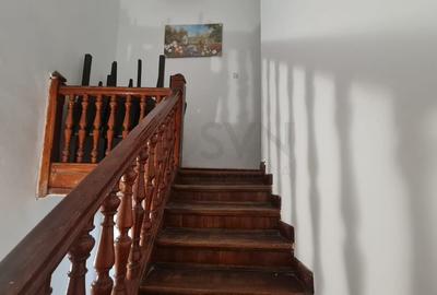 Casă individuală cu 5 camere cu Canalizare în Calea Victoriei - 4