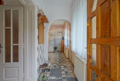 Casa individuala cu doua corpuri, teren 1000mp - 13