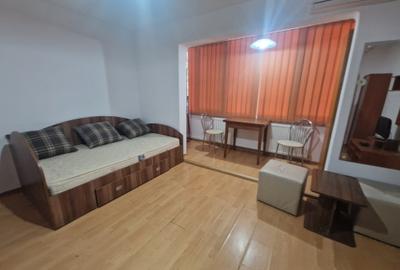 La 4 minute de Facultatea de Medicina cu centrala gaz pe strada Nicolae Iorga - 11