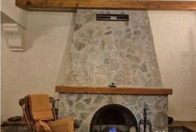 Casă cu 7 camere cu Teren 916 Mp în Cornu - 9