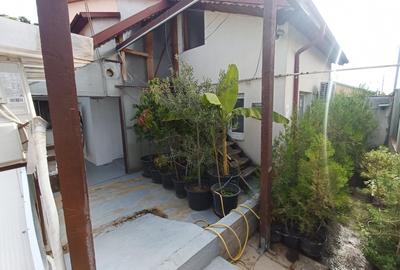 Casă cu 7 camere în Antiaeriană