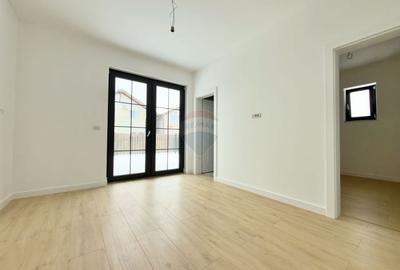 Vilă cu 4 camere de vânzare în Via Carmina - 6