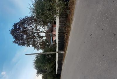 Casă cu 2 camere cu Teren 2007 Mp în Sălcuța - 2