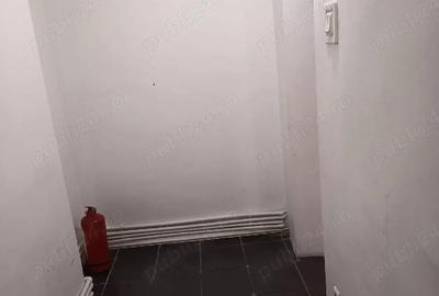 Spațiu comercial, de 40 mp, în Central - 2