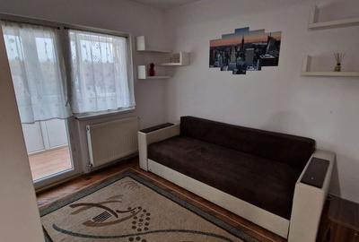 Apartament cu 3 camere decomandat în Valea Aurie - 4