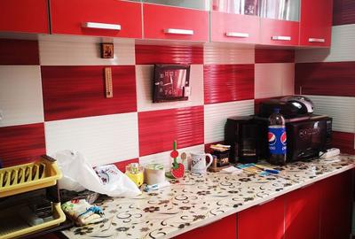 Apartament cu 3 camere decomandat în Central - 2