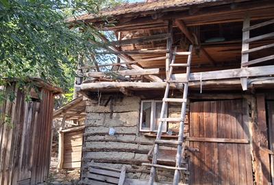 Casa batraneasca cu teren in Nehoiu, Buzau Casa batraneasca cu teren in Nehoiu, Buzau - 7