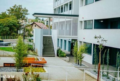 Apartament cu 4 camere în Universității - 11