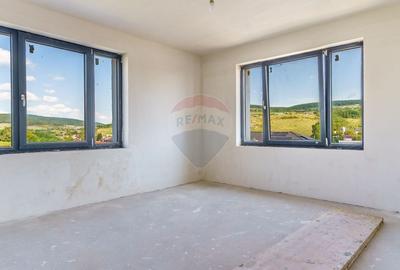 De vanzare duplex modern cu 4 camere, gradina si garaj, Baciu (Petrom) - 2