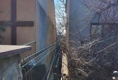 Casă cu Teren 1113 Mp în Central