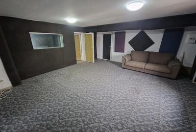 Spațiu comercial, de 40 mp, în Vitan - 3