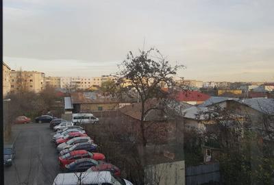 Apartament cu 3 camere decomandat în Cantacuzino - 7