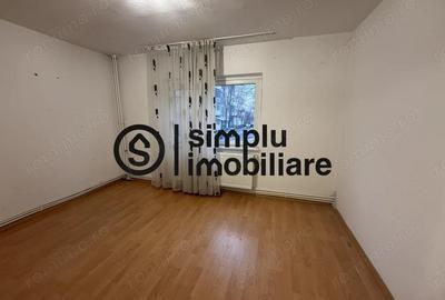 Apartament cu 2 camere semidecomandat în Rovine