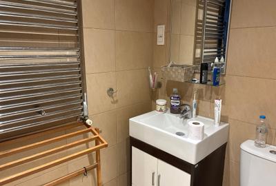 Apartament de 3 camere+boxa si loc de parcare/Apartment with parking+storage box - 18