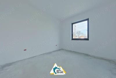 Casă cu 3 camere cu Teren 276 Mp în Vladimirescu - 1