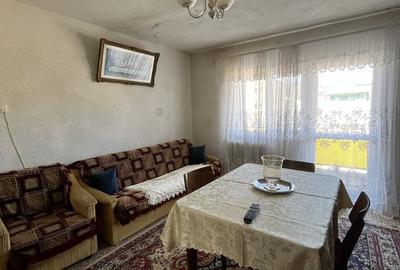 Apartament cu 4 camere decomandat în Central - 1
