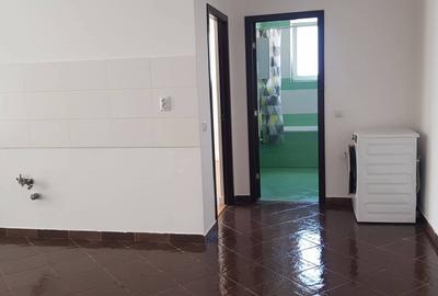 Apartament cu 3 camere în Florești