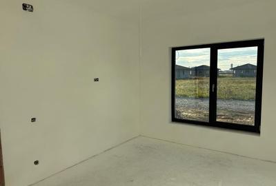 Casa Santandrei, 167 000 E (neg). Comision 0. - 13